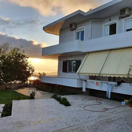Merka Guest house *