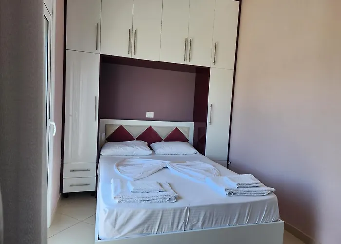 Merka 3* كساميل